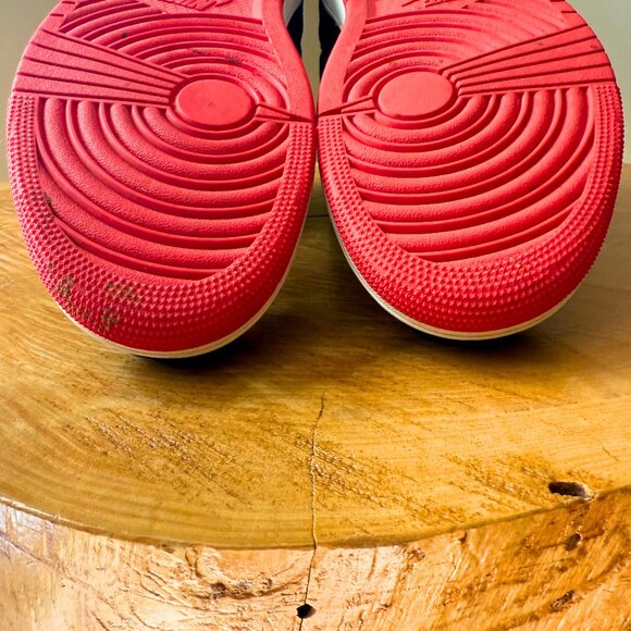 AIR JORDAN 1 MID 🏷️ Siempre Familia 11.5M - Picture 6 of 6